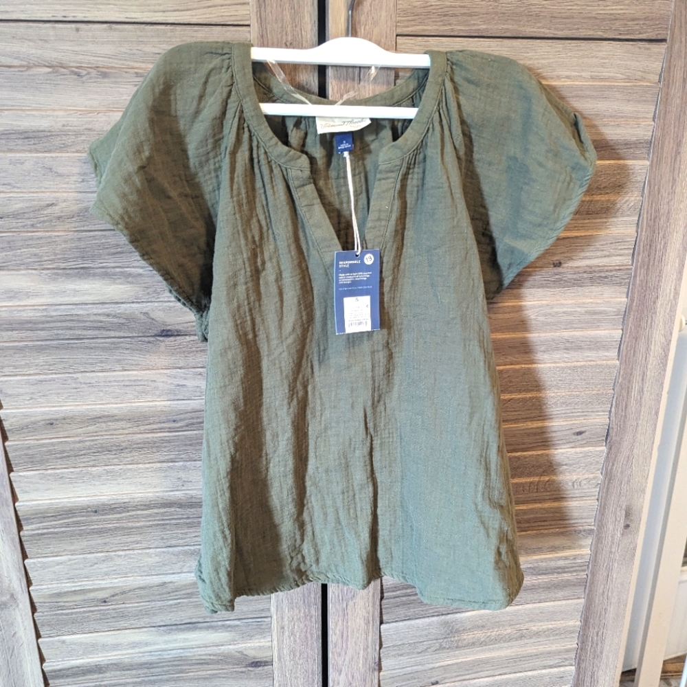 NWT loose fit oversized style army olive green top shirt Cotton
